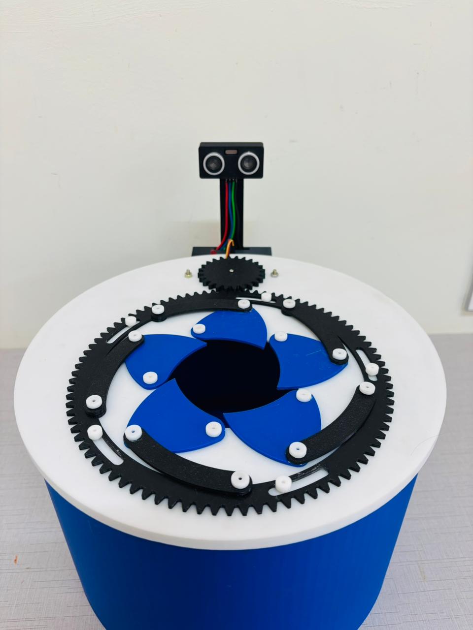 Smart Bin with Iris Mechanism